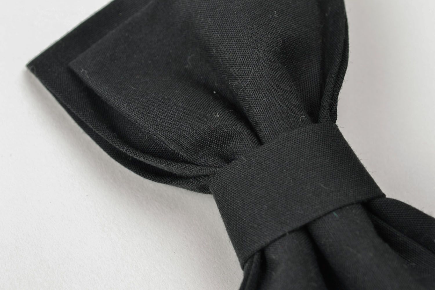 Черный галстук-бабочка фото 4