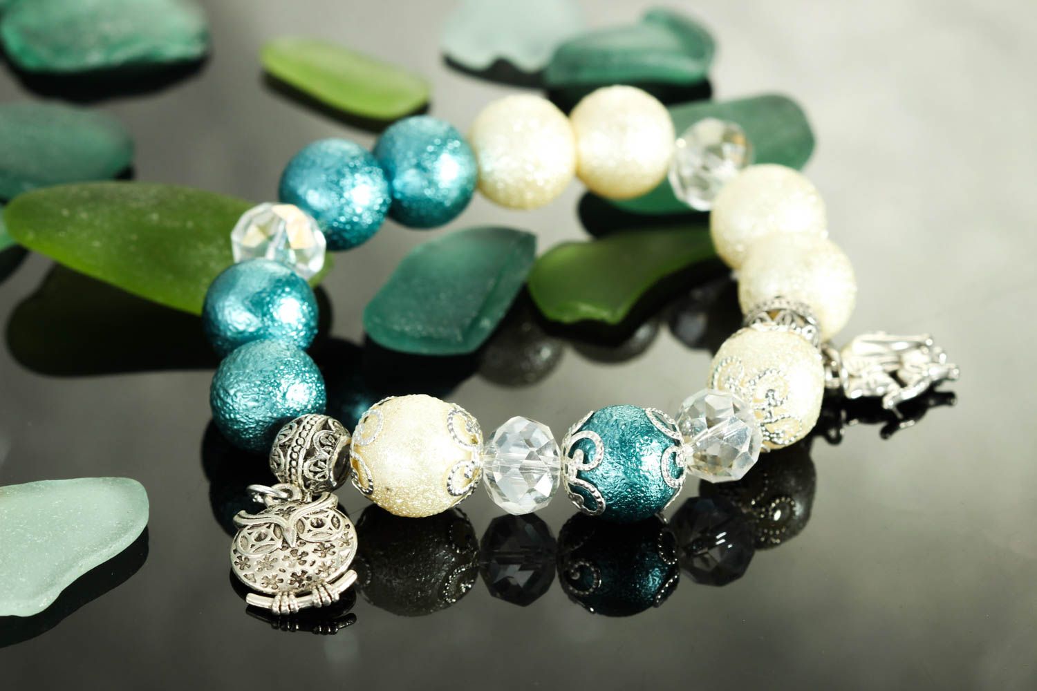 Bracelet perles fantaisie fait main Bijou femme Bracelet design Cadeau femme photo 2