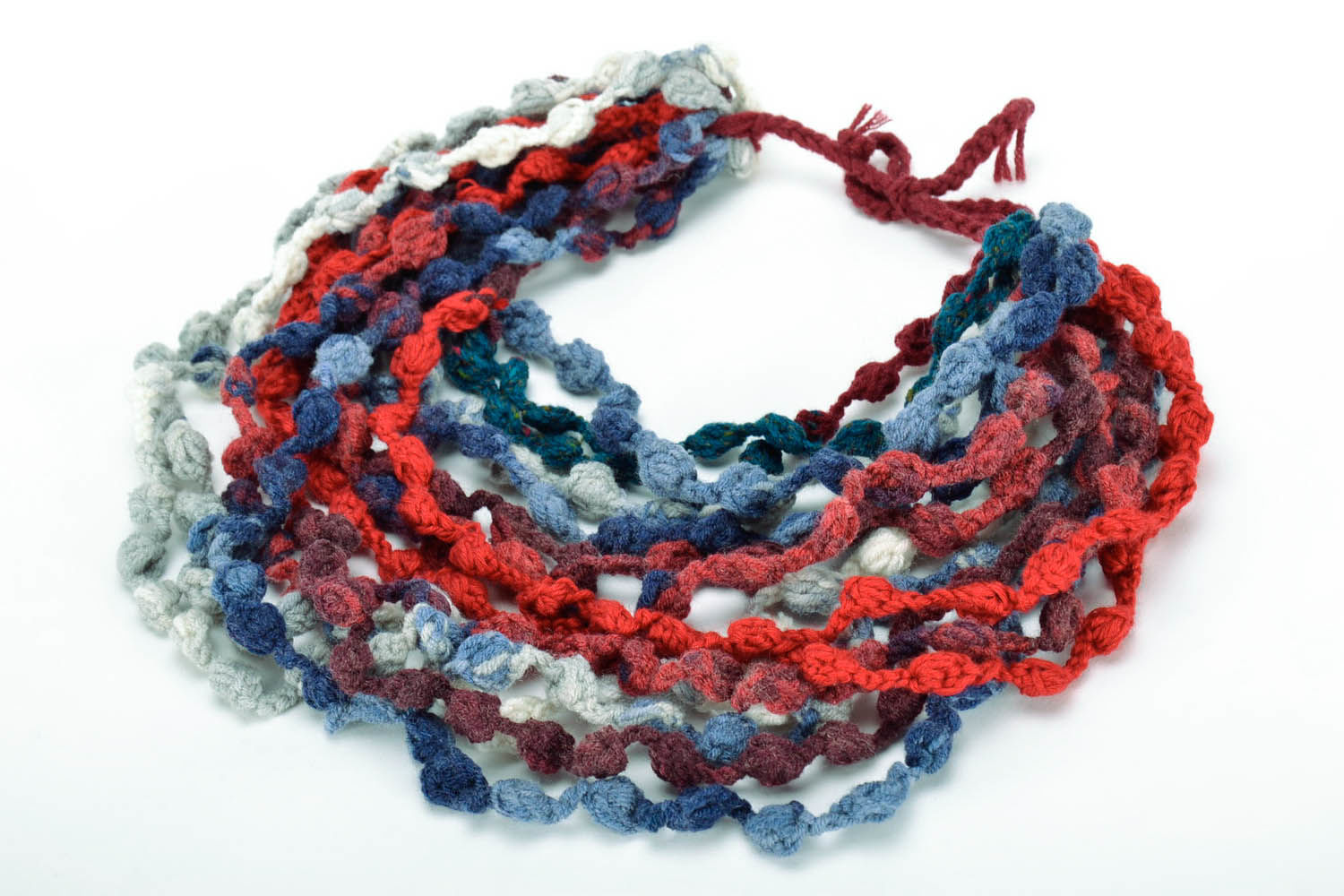 Collier multirang tricoté au crochet fait main photo 1