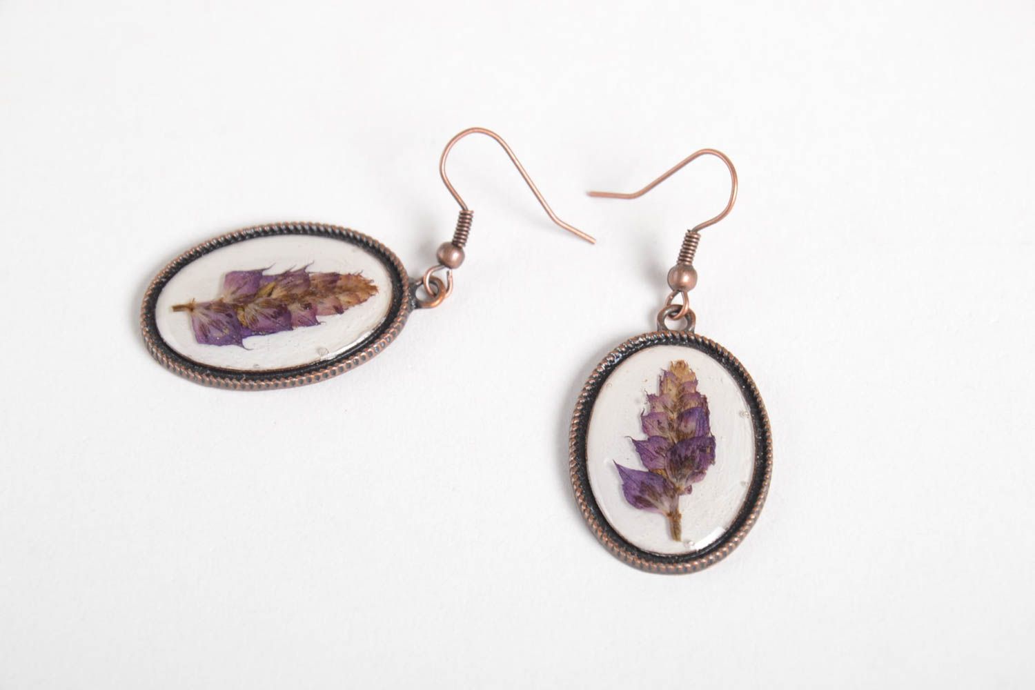 Handmade beautiful earrings dry flower earrings stylish elegant jewelry photo 5