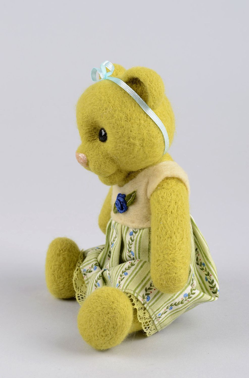 Мягкая игрушка ручной работы вяляная игрушка мишка в платье игрушка из шерсти фото 2