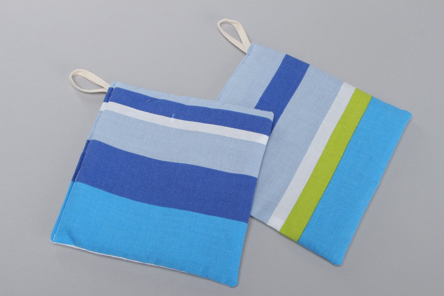 Set of 2 handmade pot holders sewn of bright striped cotton fabric for kitchen photo 2