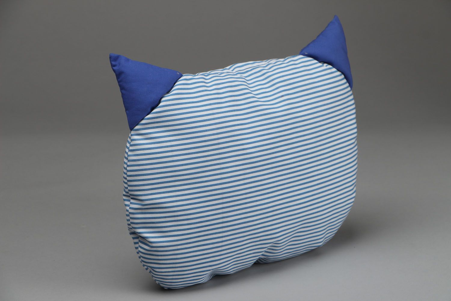 Toy pillow cat photo 3