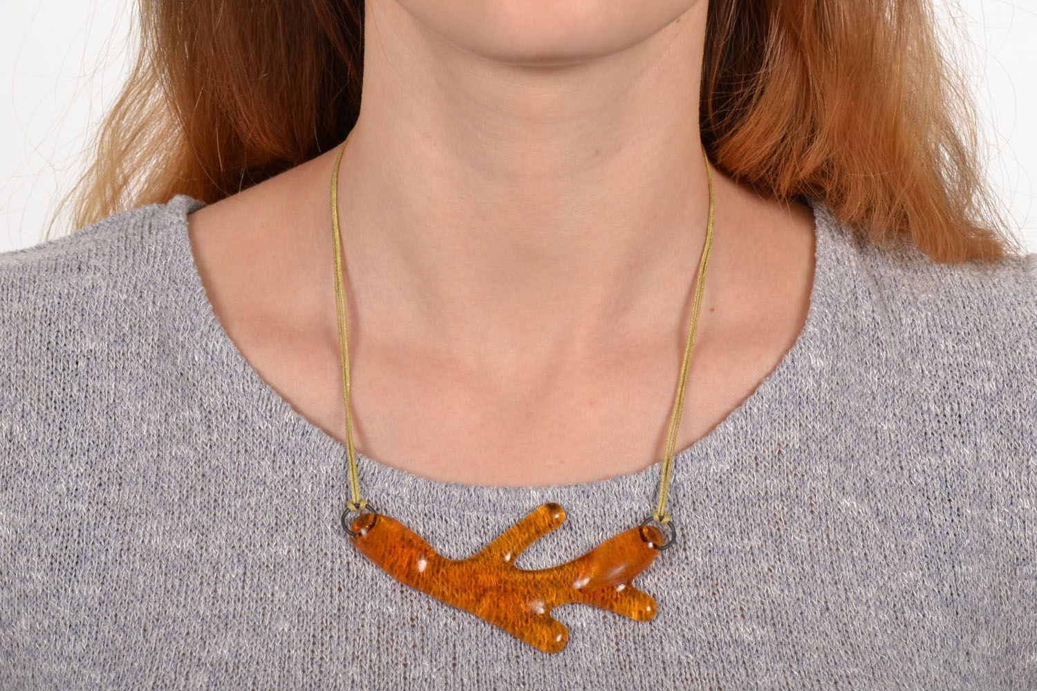Handmade Halskettenanhänger aus Glas foto 5