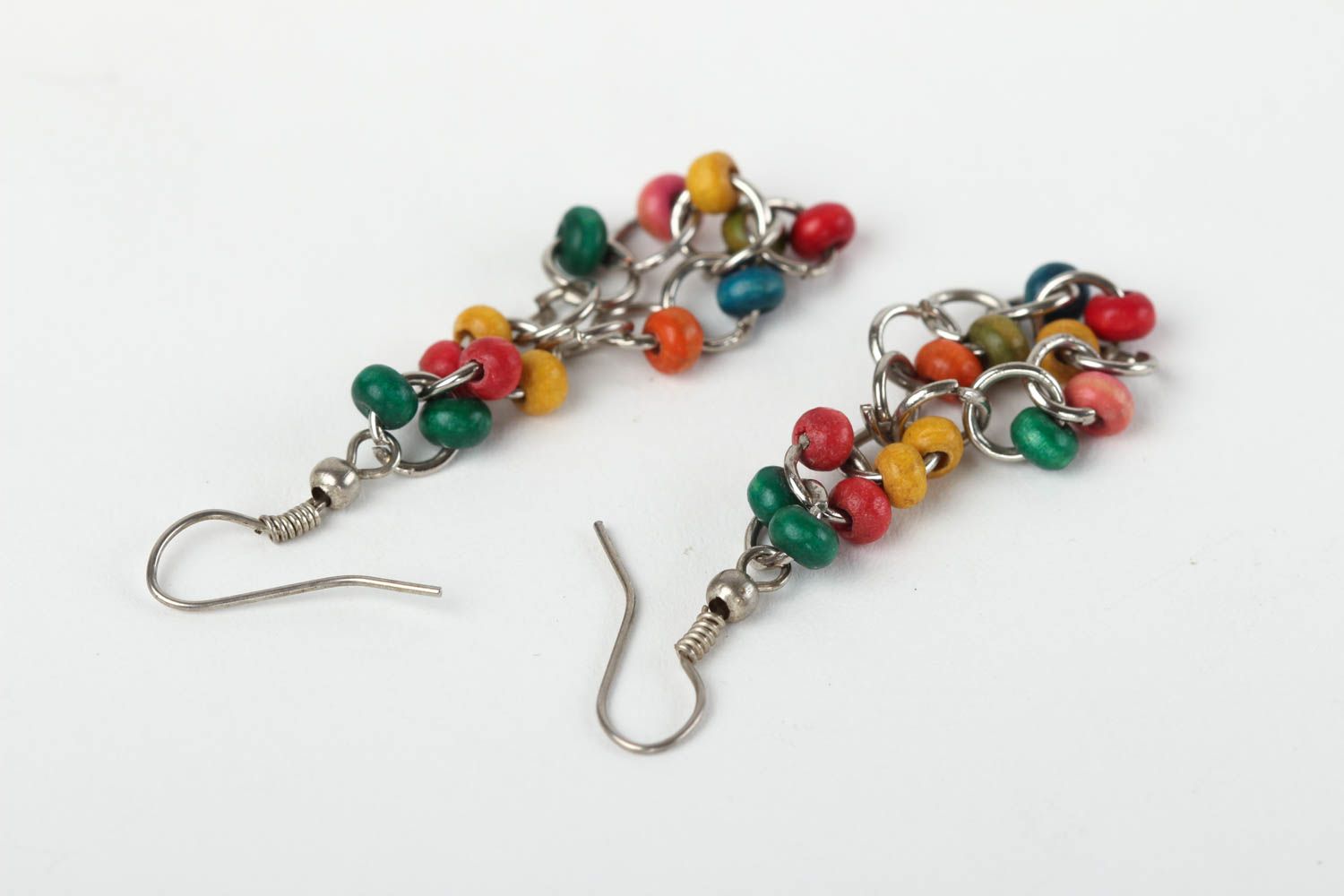Handmade Ohrringe mit Perlen Holz Accessoire für Frauen Modeschmuck Ohrhänger foto 4