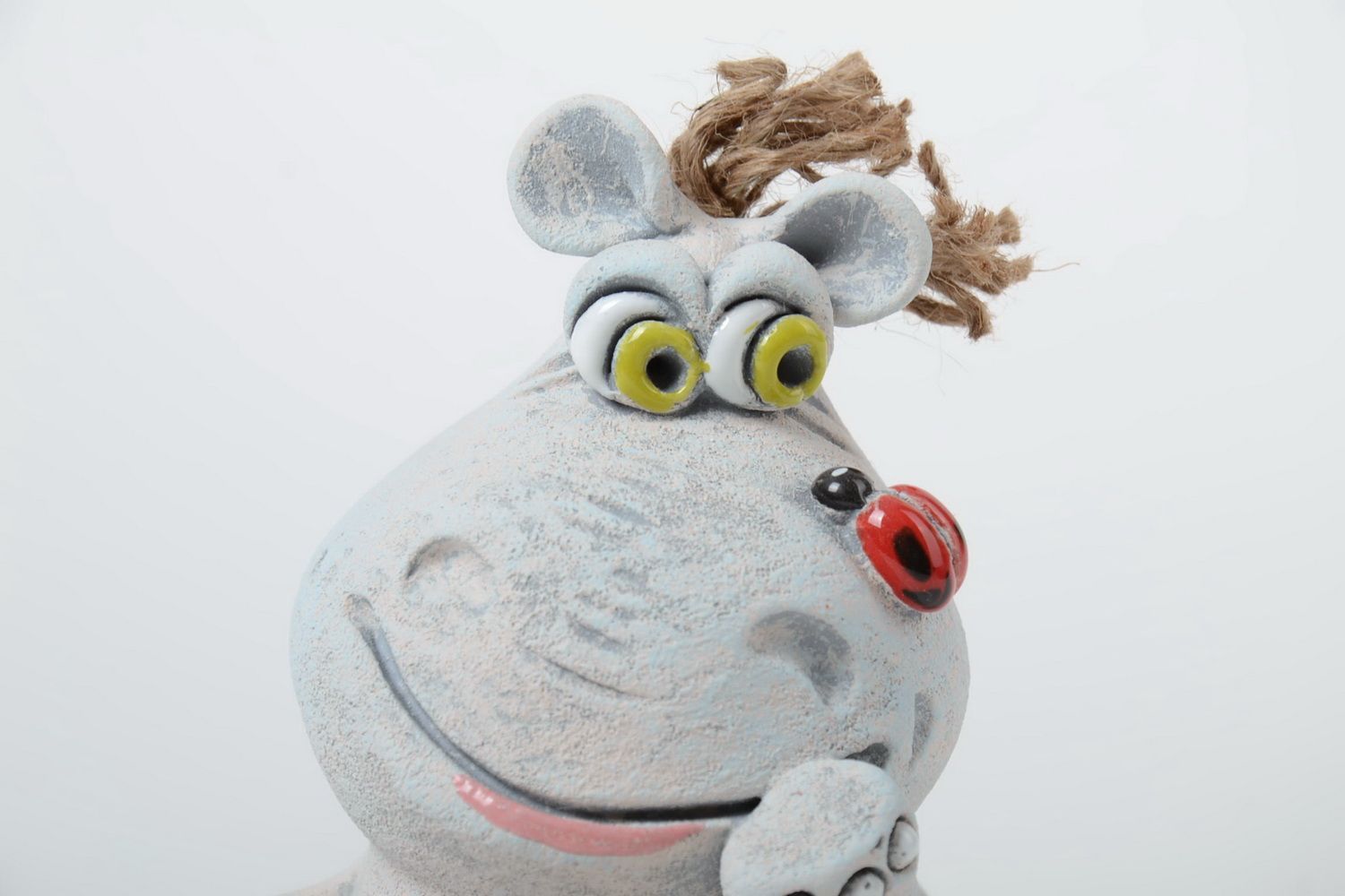 Tirelire hippopotame en demi-porcelaine peinte de pigments faite main amusante photo 4