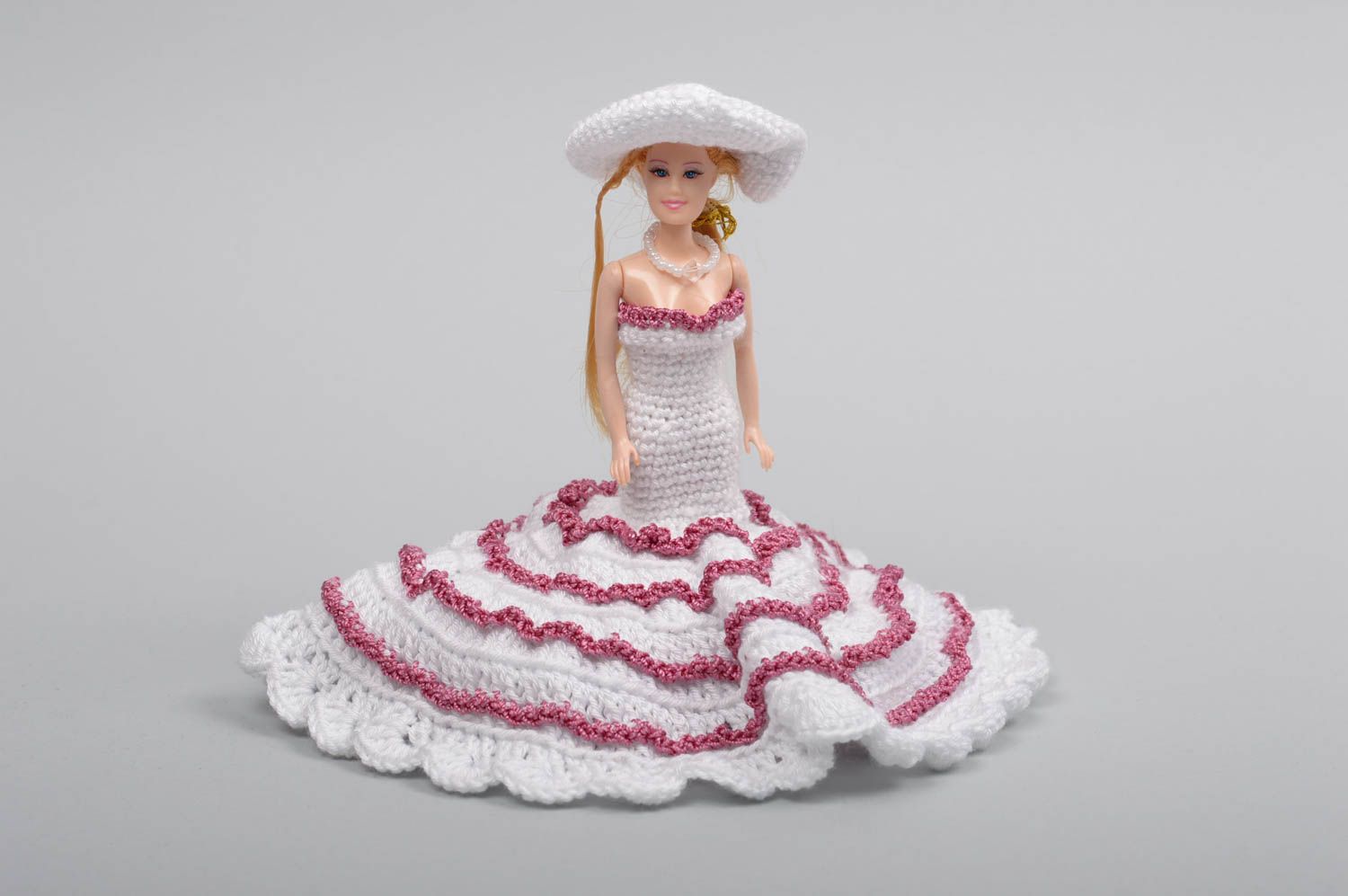 Handmade Designer Puppe Geschenke für Kinder Haus Deko Gehäkelte Puppe weiß pink foto 1