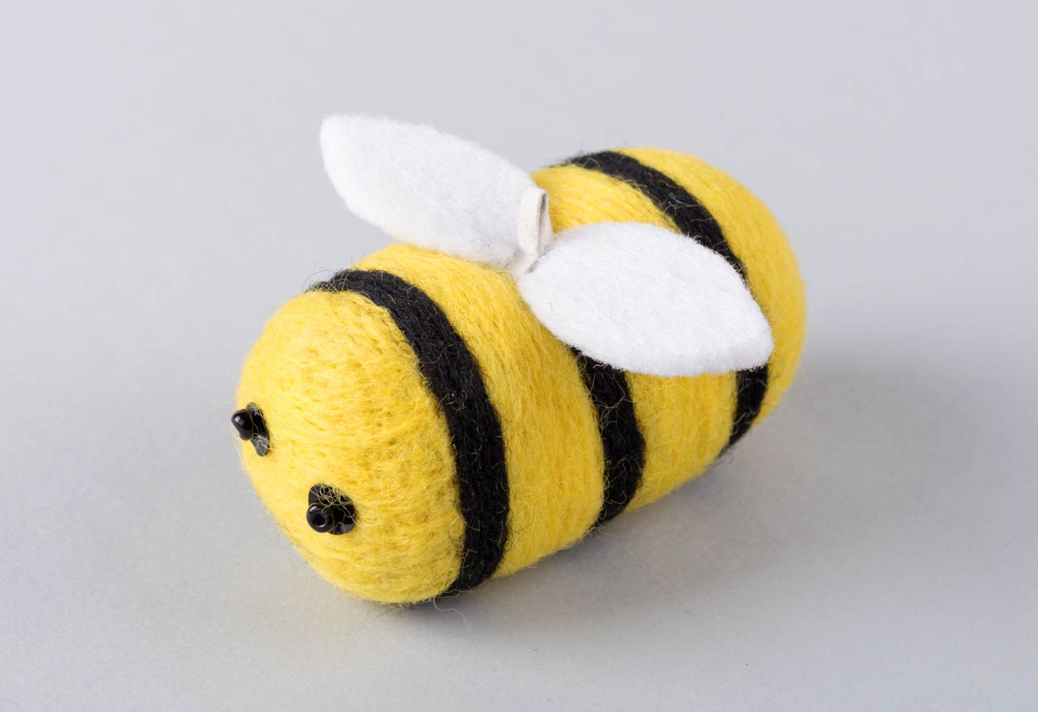 Handmade designer bee figurine soft toy made of wool unique present for children photo 2
