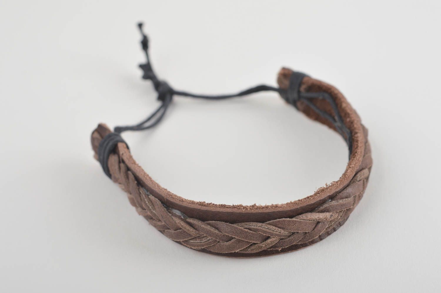 Pulsera hecha a mano accesorio de moda pulsera de piel trenzada marrón y cordón foto 2