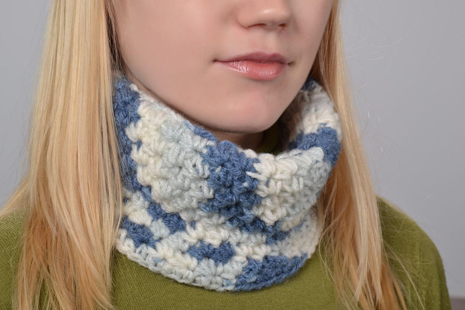 Crochet collar scarf photo 5