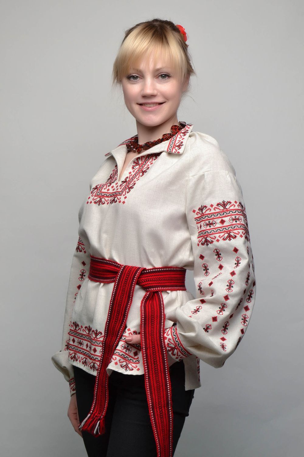 Linen cross stitched blouse with geometric ornaments photo 1