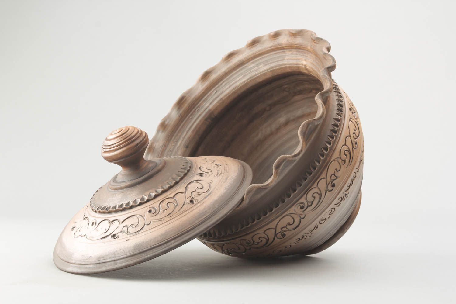 Ceramic handmade pot  photo 4