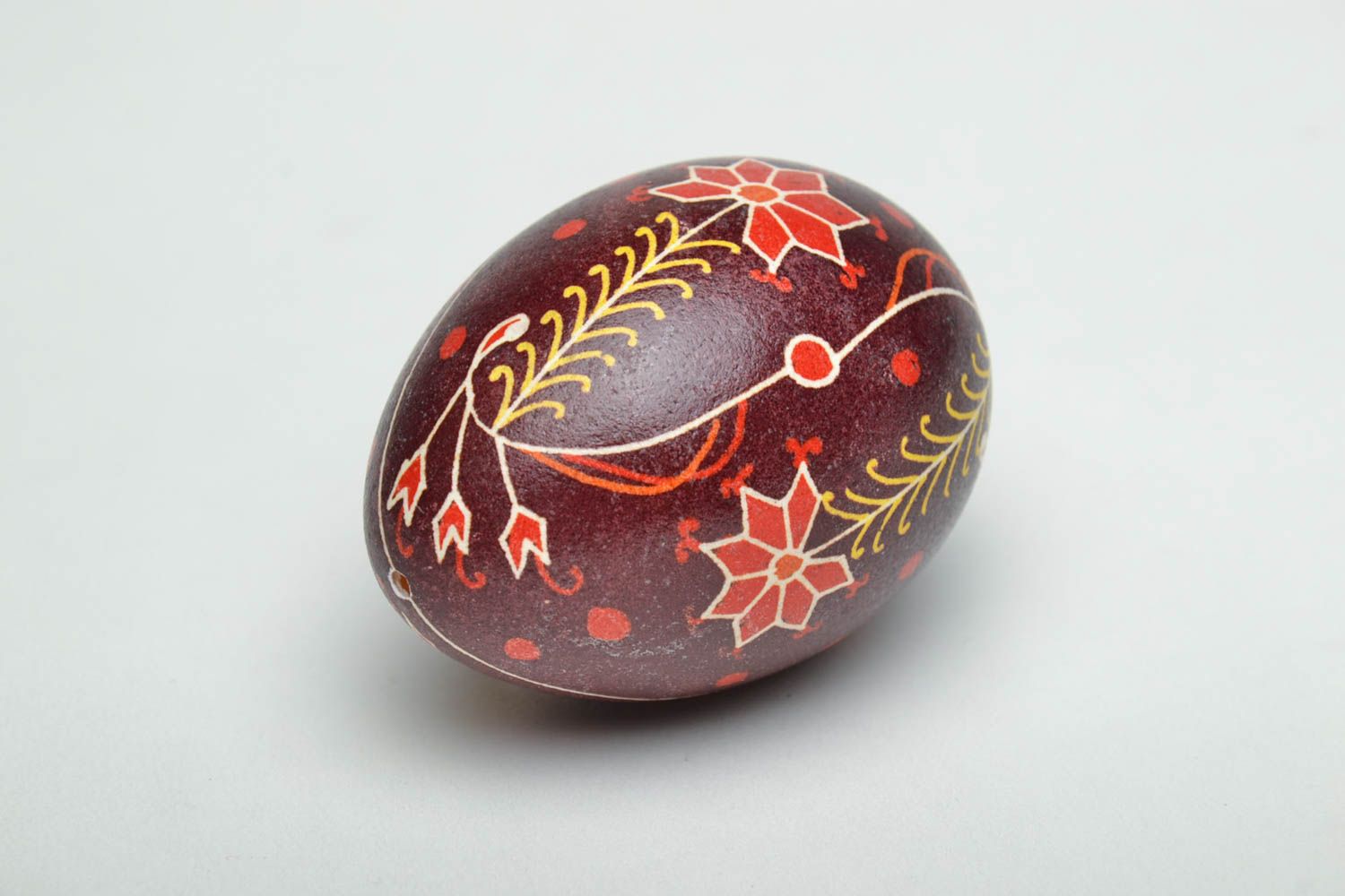 Handmade Easter egg with floral ornament photo 4