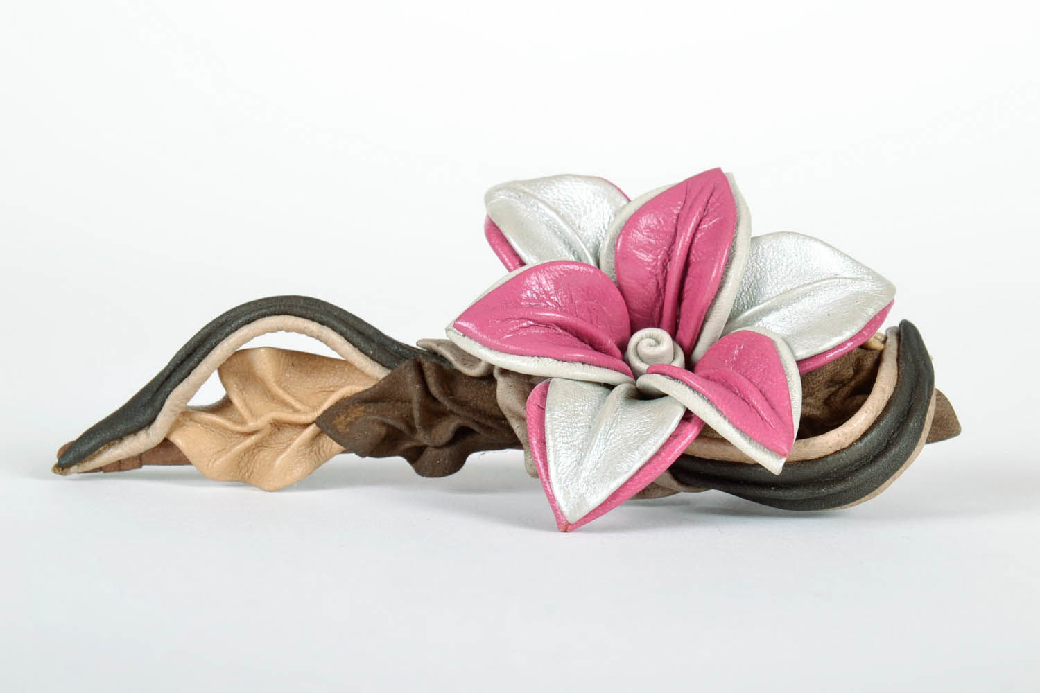 Hair Pin with Flower Made of Leather photo 2