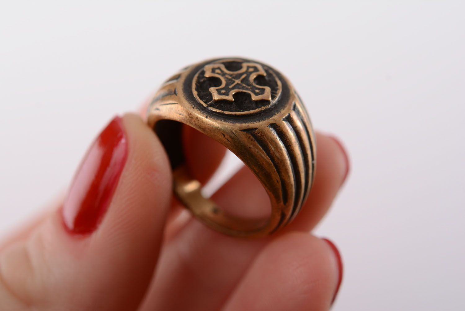 Бронзовое кольцо с кельтским крестом  фото 3