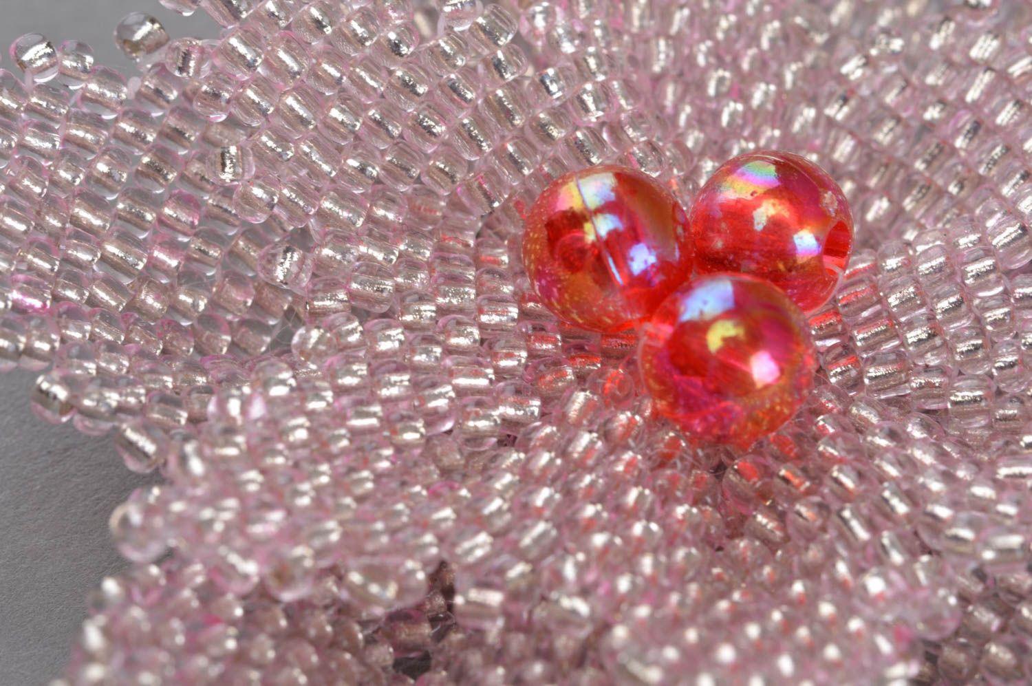 Einzigartige künstlerische Brosche aus Glasperlen Blume in Rosa zart handmade foto 5