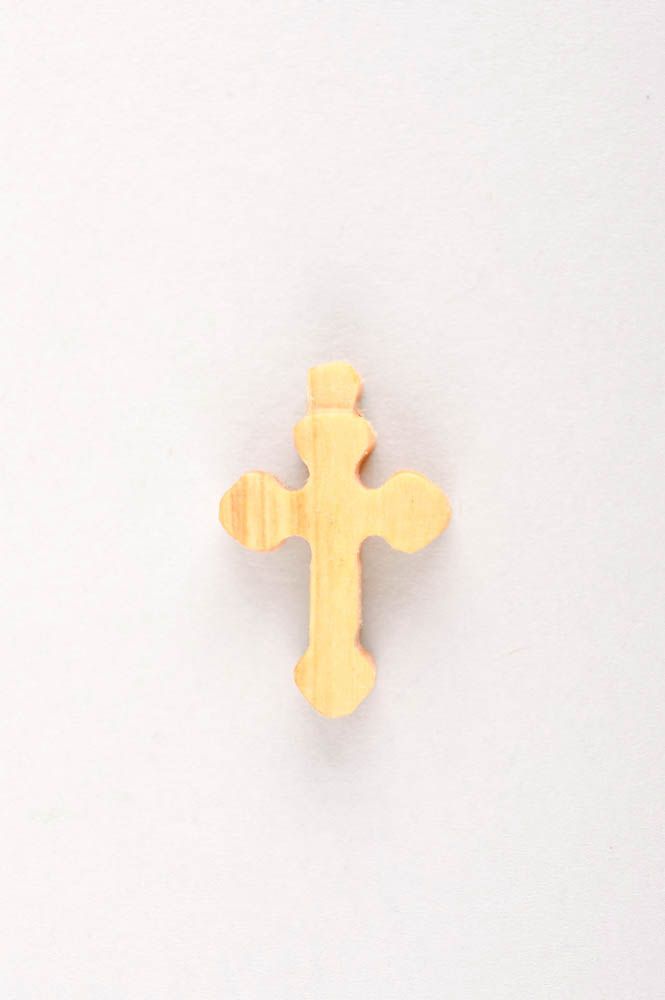 Croce di legno fatta a mano crocetta originale intagliata in legno con laccio
 foto 5