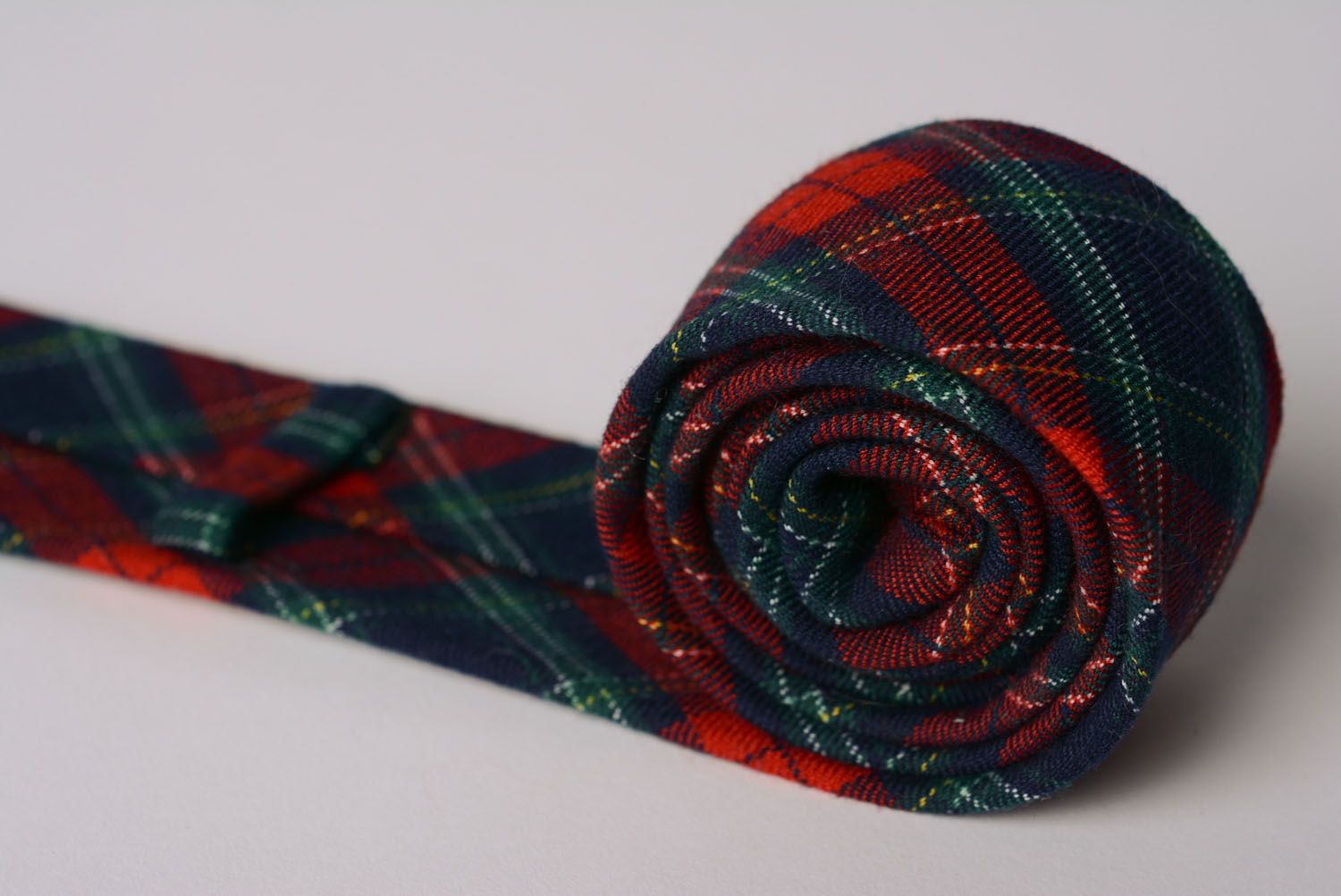 Cravate en tweed à carreaux faite main photo 3