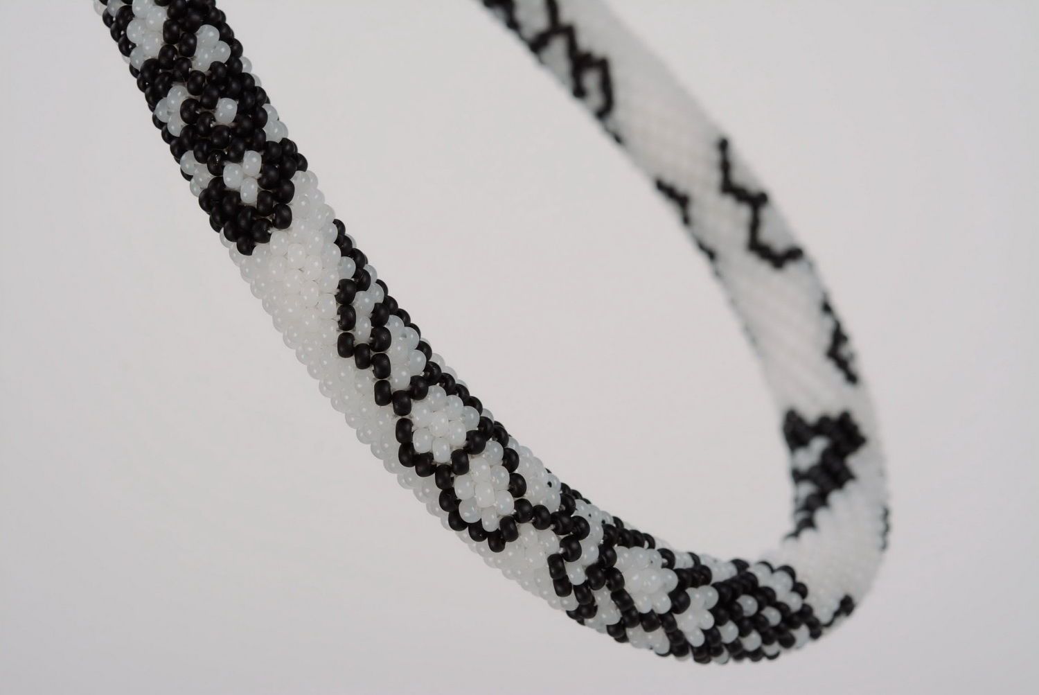 Cord made of Czech beads Monochrome  photo 3