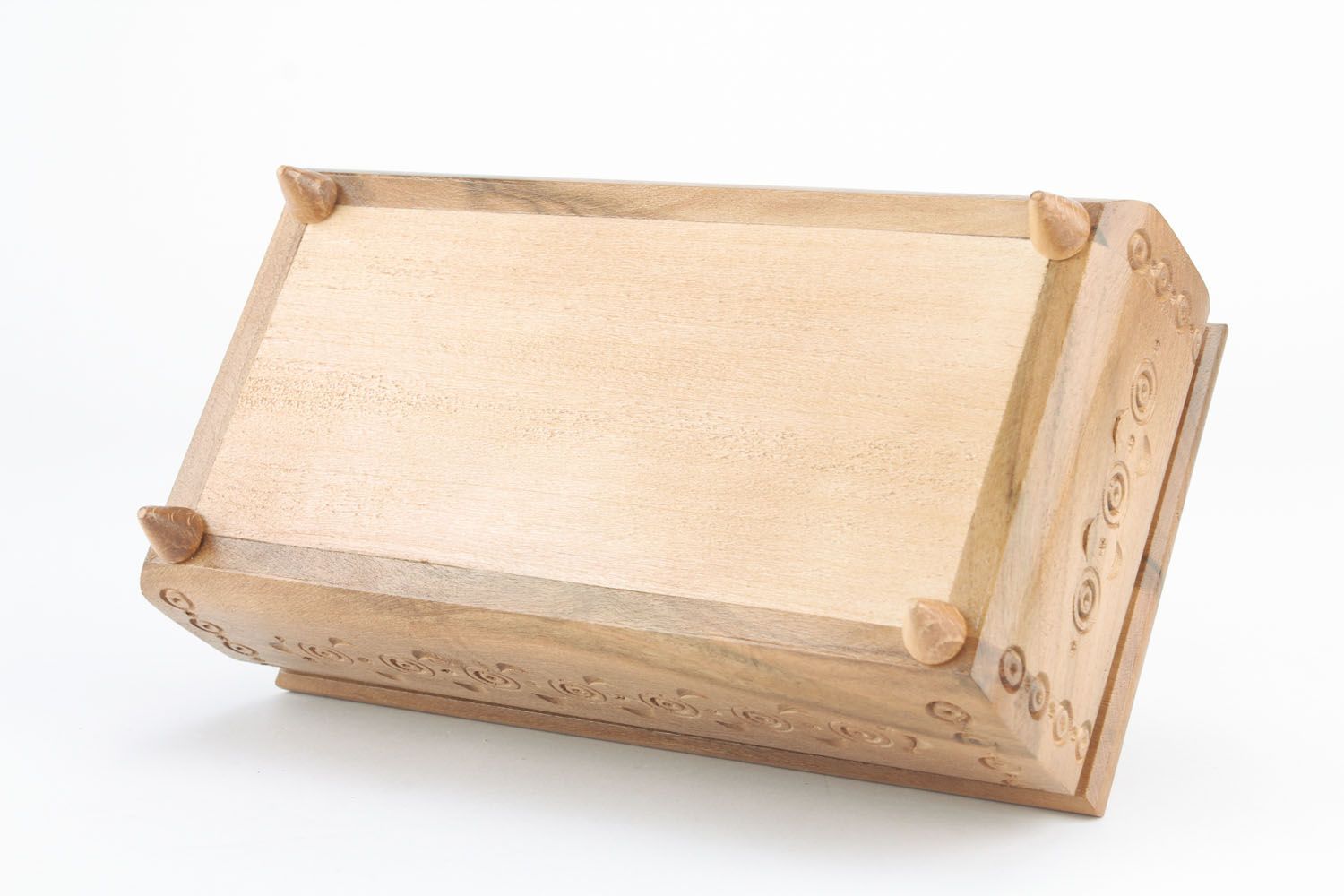 Caja de madera con patas foto 4