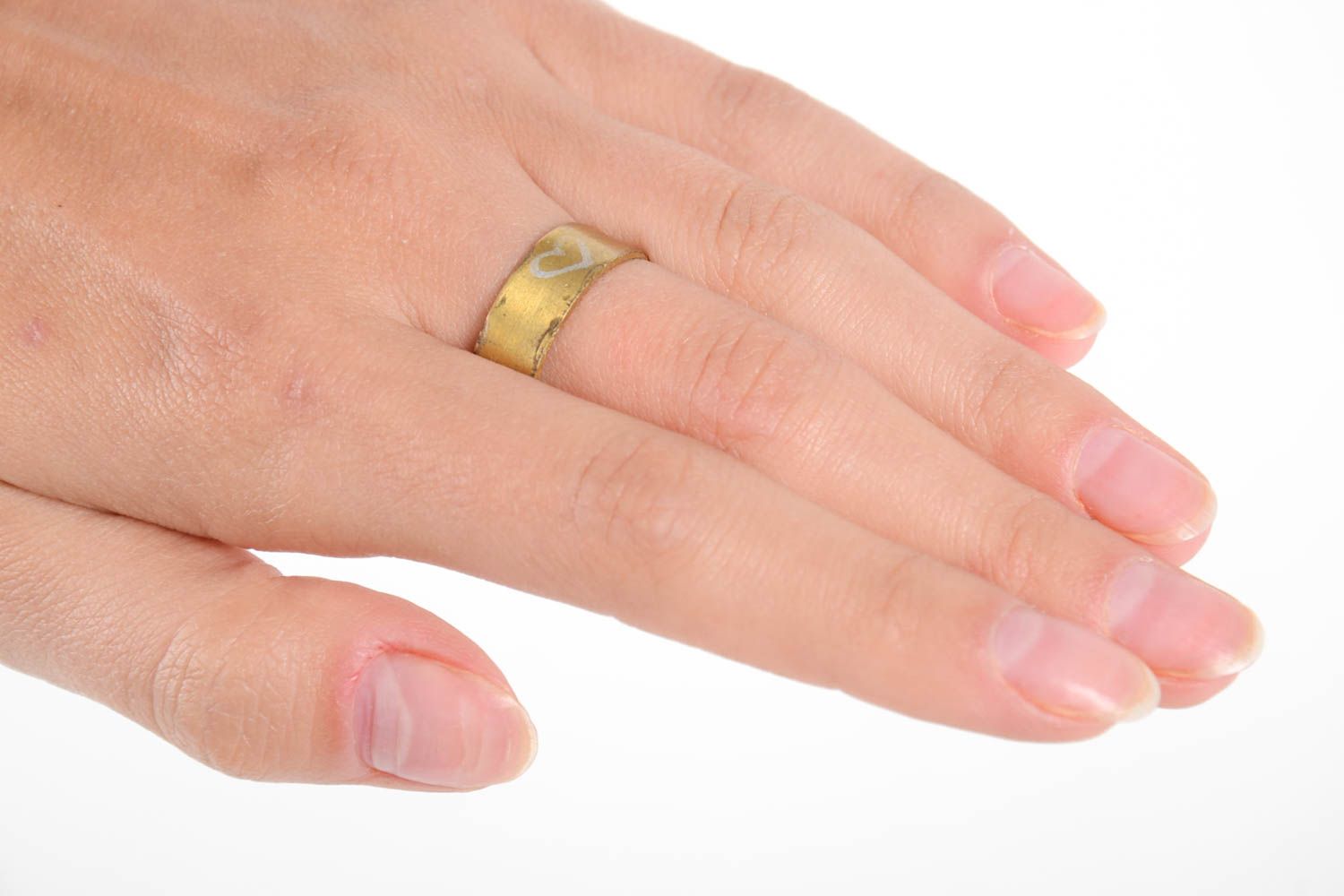 Кольцо ручной работы изящное кольцо из меди женский перстень с сердечком фото 2