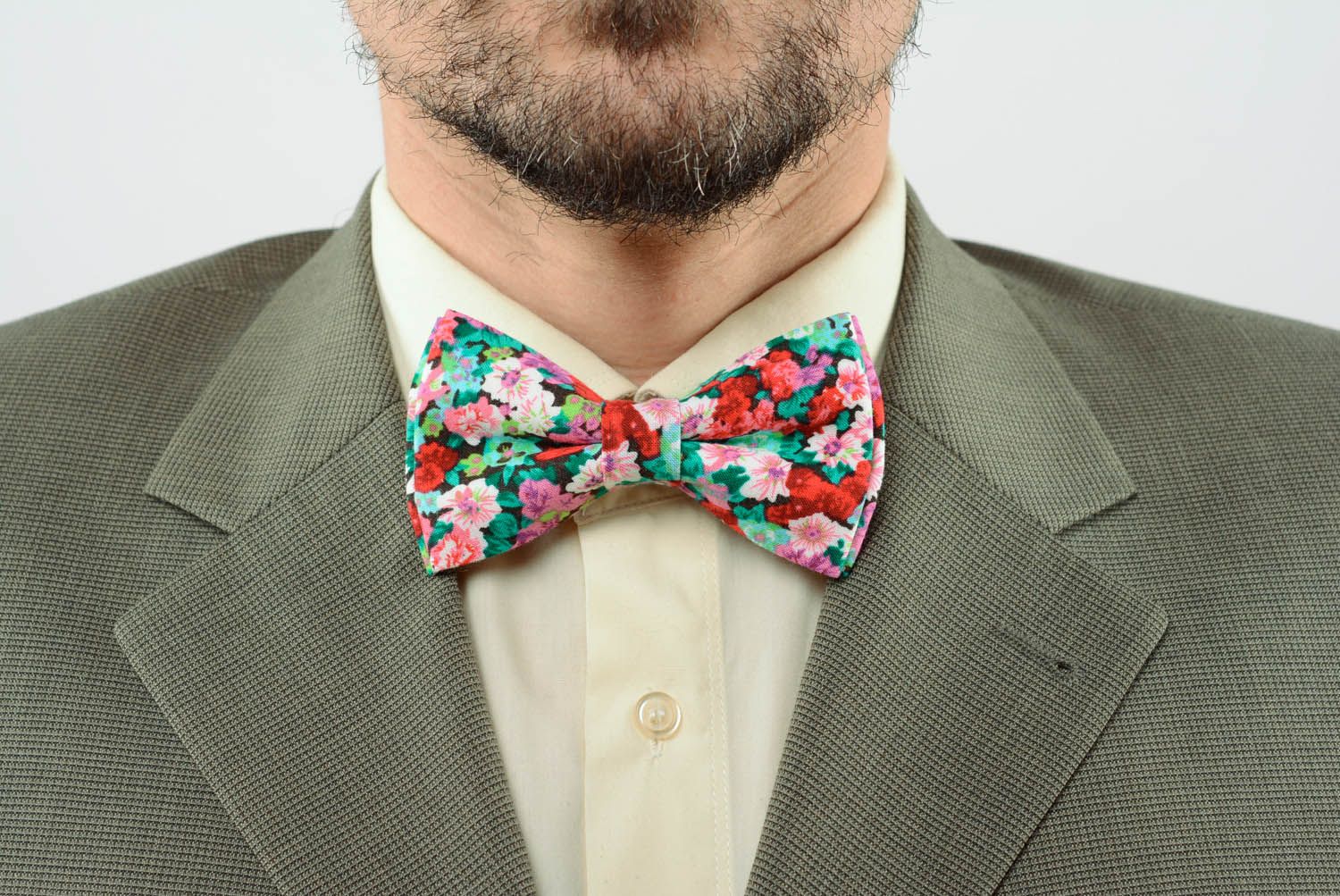 Textile bow tie  photo 1