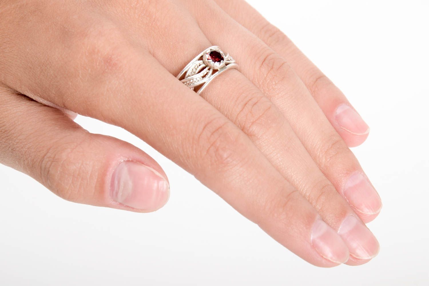 Женское кольцо ручной работы серебряное кольцо с камнем серебряное украшение фото 1