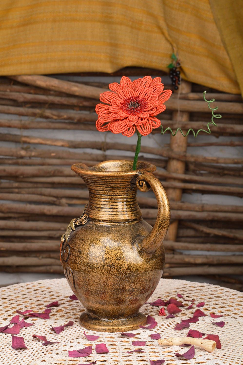 Flor decorativa de abalorios hecha a mano artificial roja para decorar casa foto 1