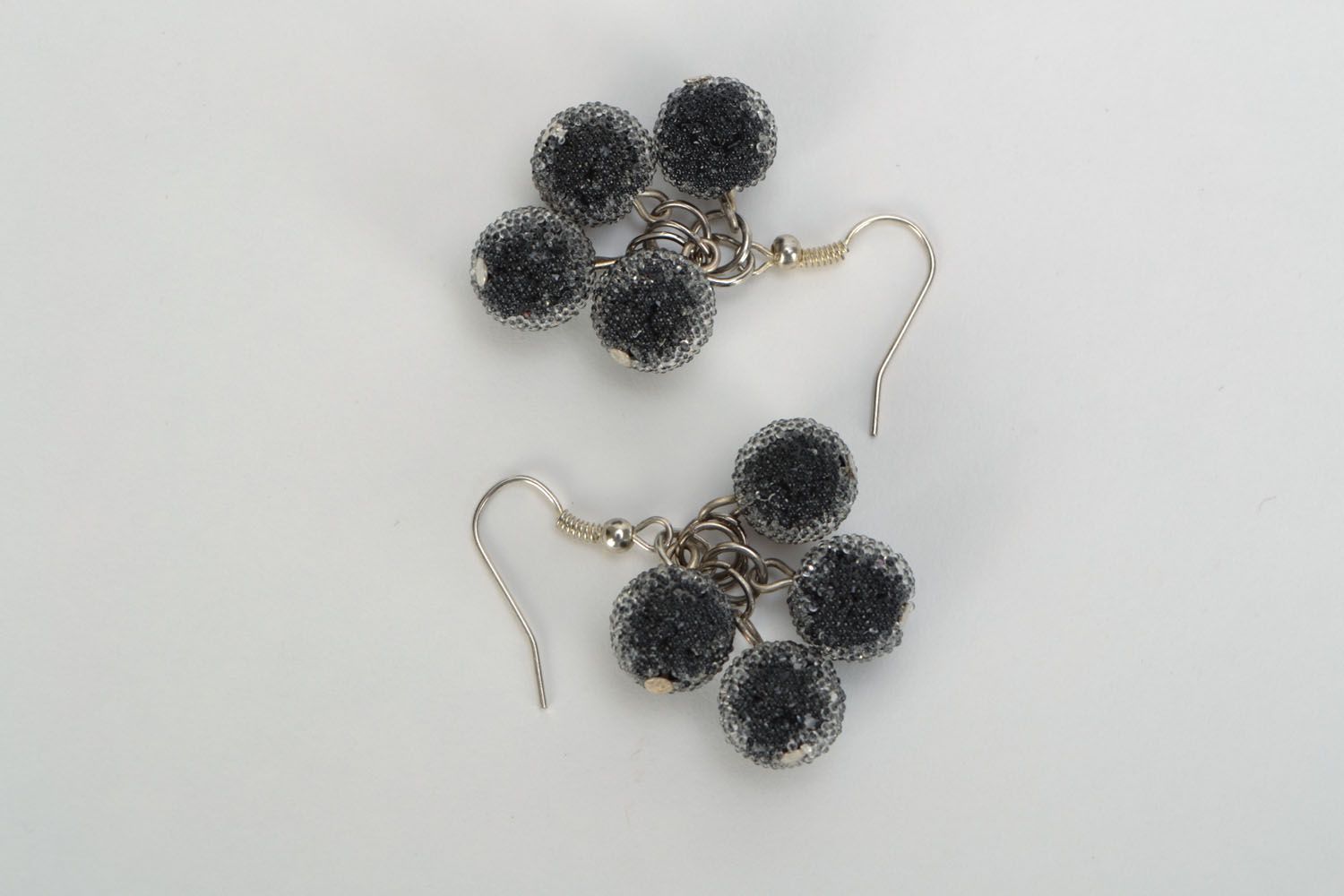 Earrings made of glass beads photo 3