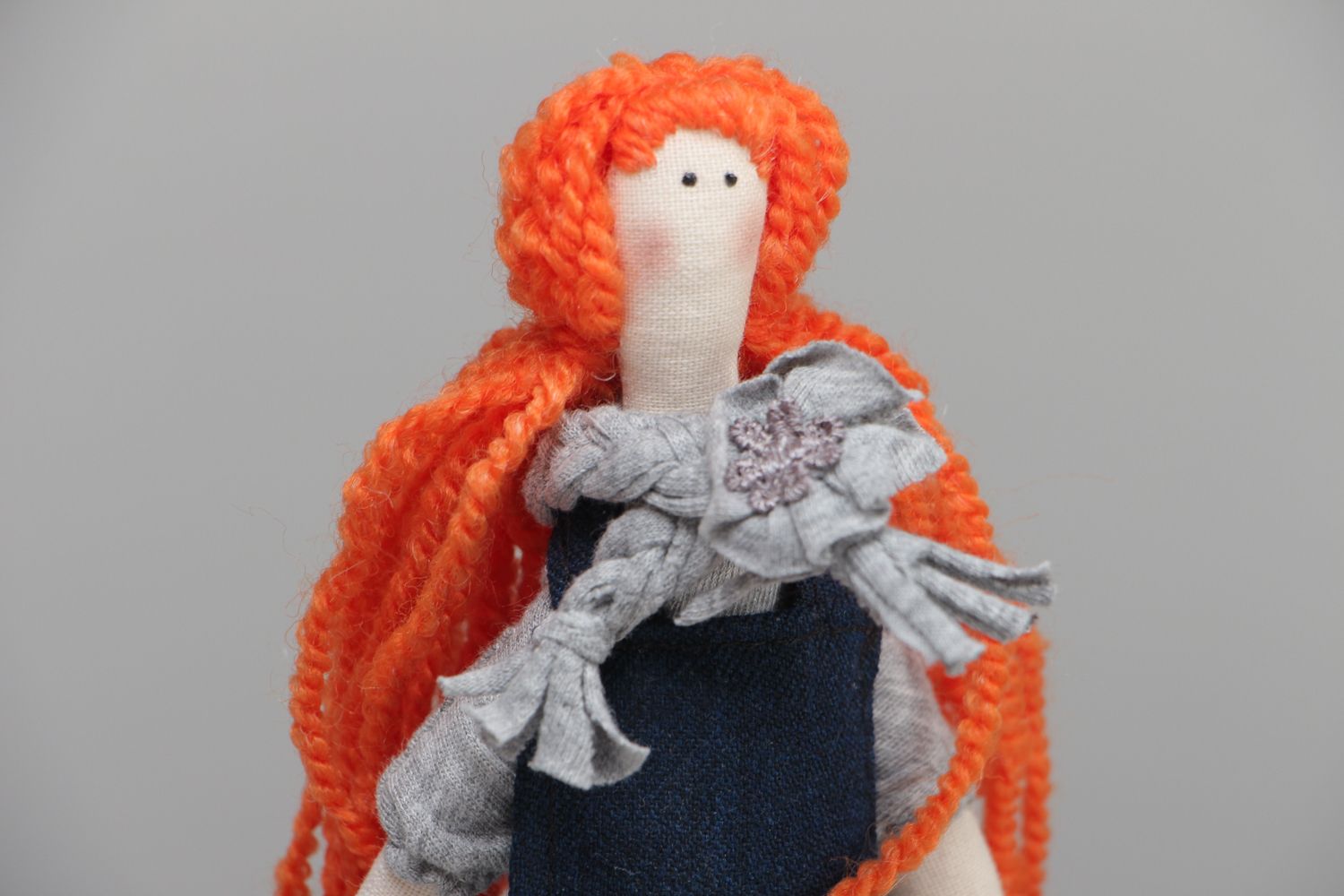Тканевая кукла с рыжими волосами фото 2