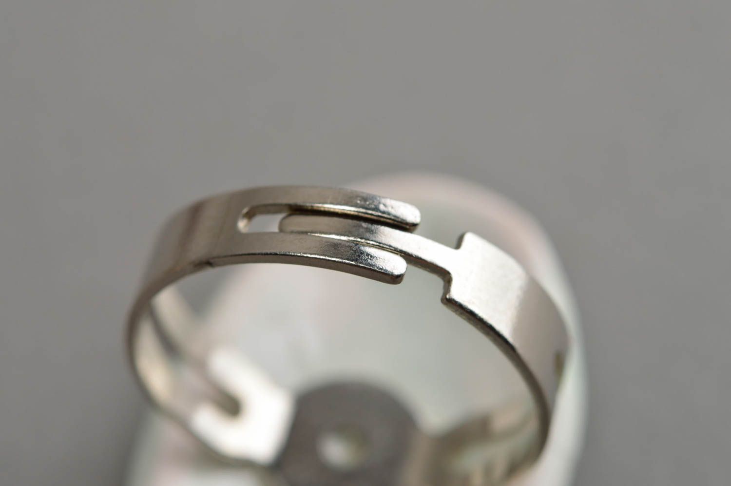 Origineller grüner schöner handgemachter Ring aus Ton für Frauen ohne Größe foto 4