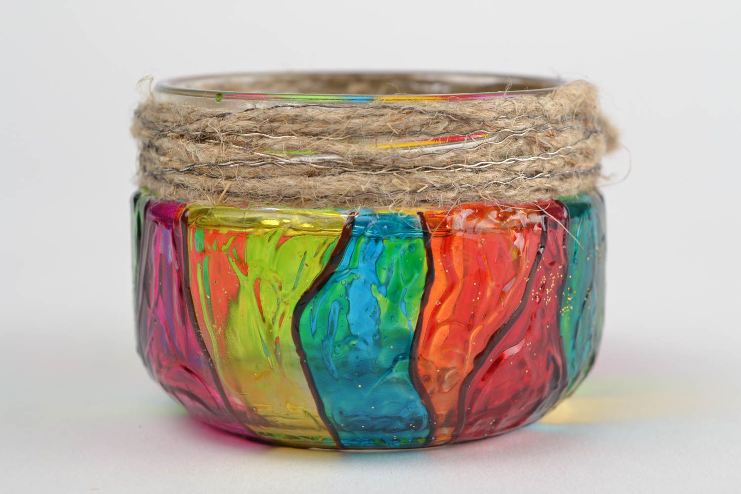 Разноцветный стеклянный подсвечник с росписью витражными красками ручнойработы фото 4