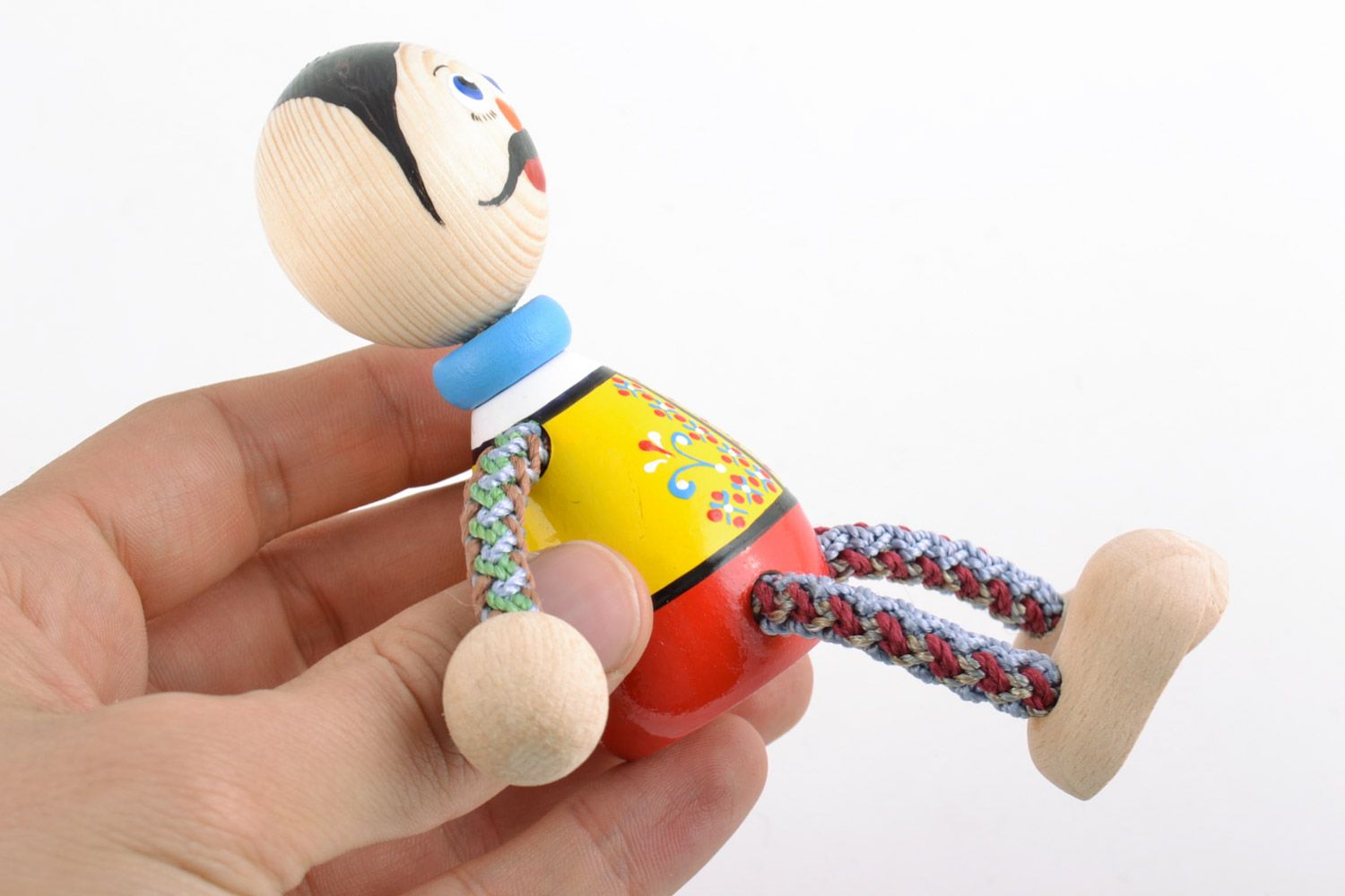 Деревянная игрушка чумак ручной работы с росписью эко-красками детская милая фото 2