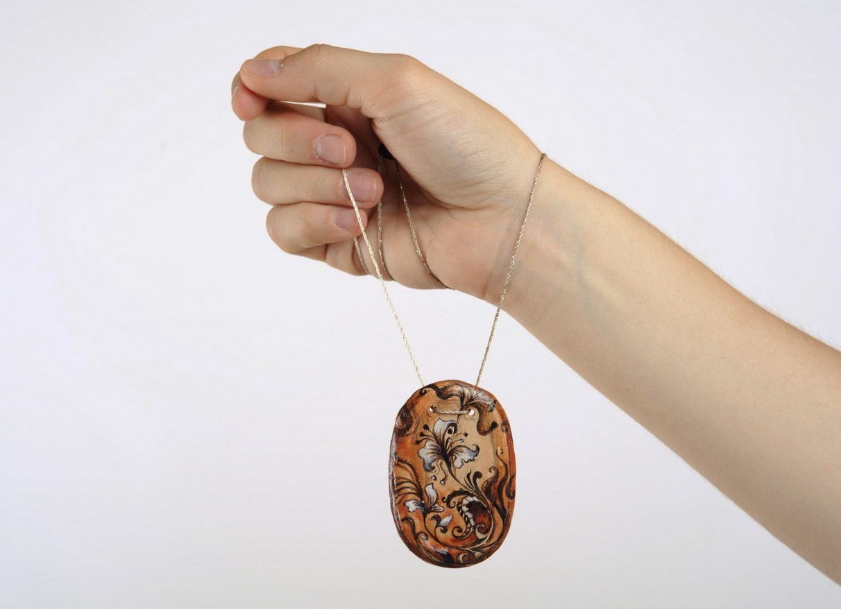 Ceramic pendant with painting photo 4
