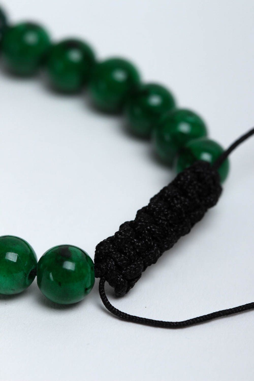 Браслет из бусин красивый украшение ручной работы браслет из малахита зеленый фото 4