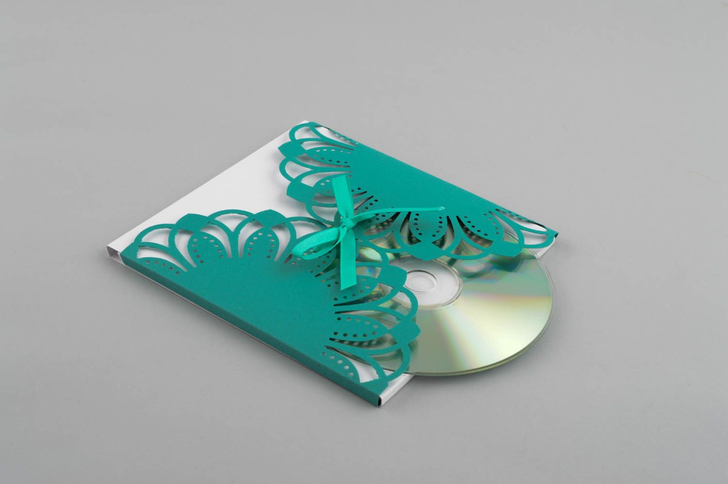 Handmade CD Hülle aus Papier CD Verpackung cooles Geschenk ajour weiß grün foto 4
