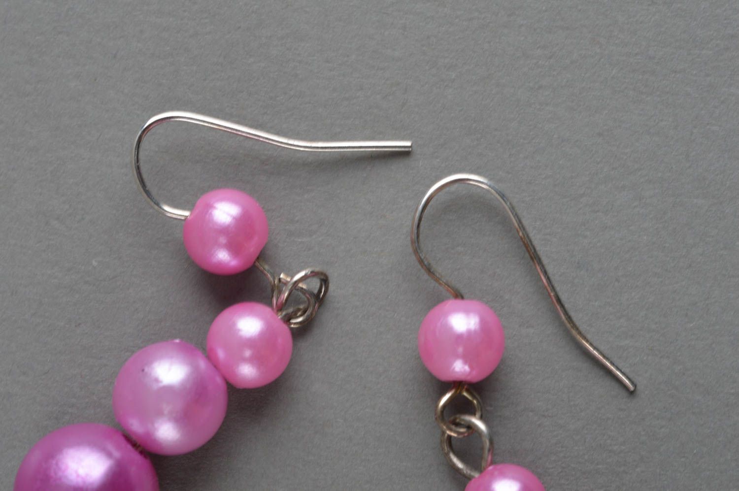Boucles d'oreilles en perles fantaisie faites main roses sur crochets bijou photo 4