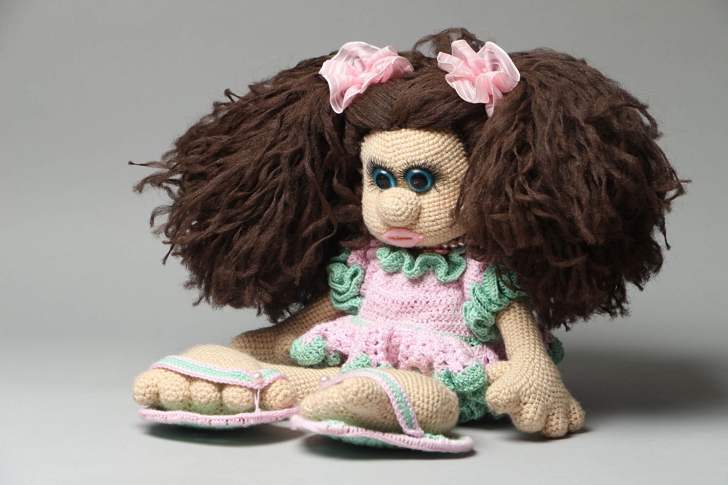 Bambola a maglia fatta a mano pupazzo morbido giocattolo da bambini a uncinetto
 foto 1
