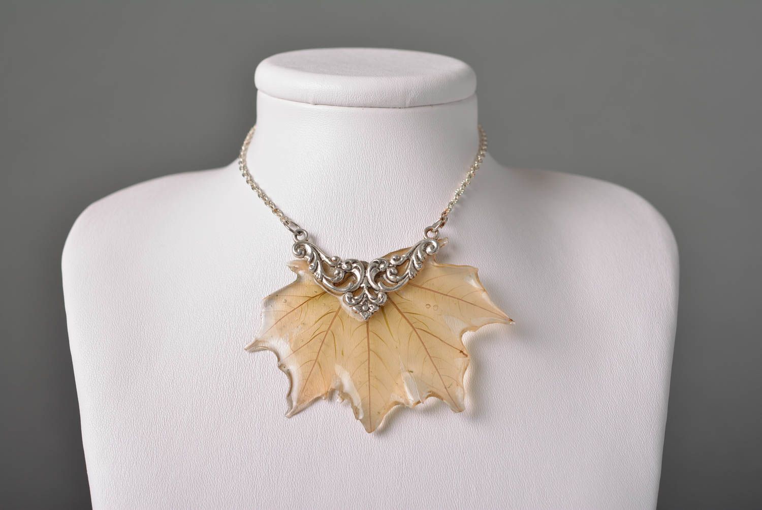 Botanic accessories handmade pendant with natural flower epoxy resin pendant photo 2