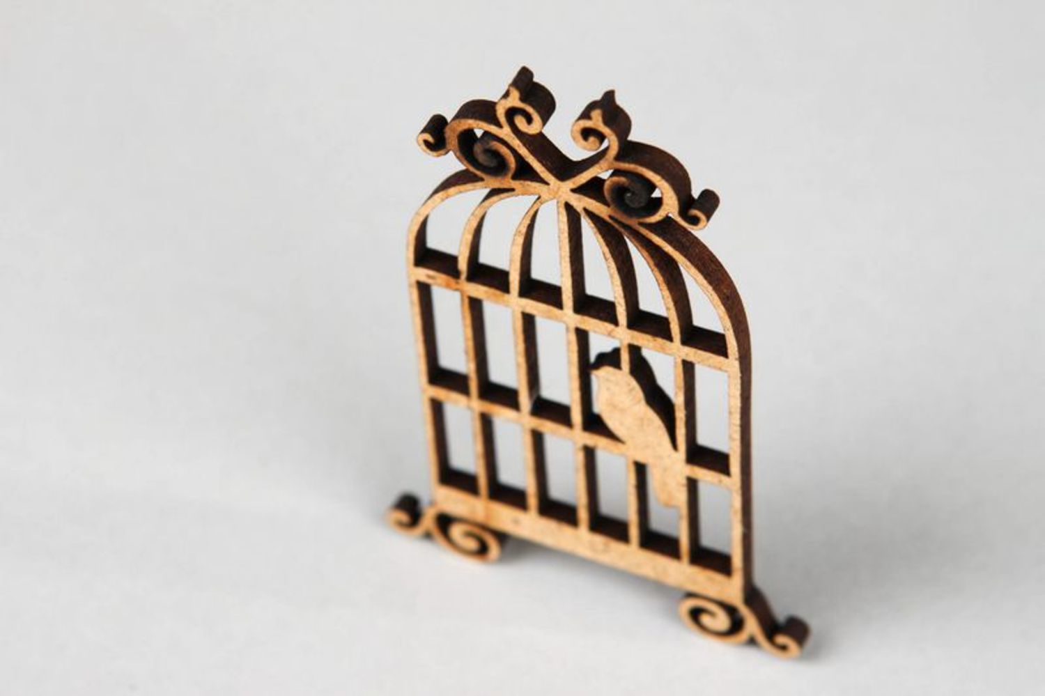 Chipboard Birdie in the cage photo 2