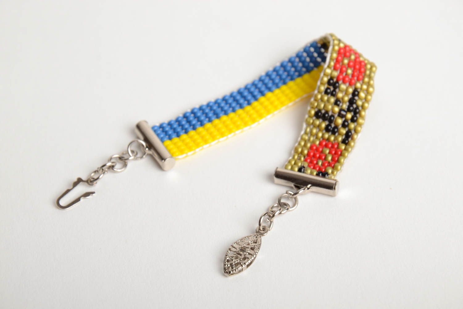 Bracelet tissé en perles de rocaille tchèques fait main multicolore original photo 4
