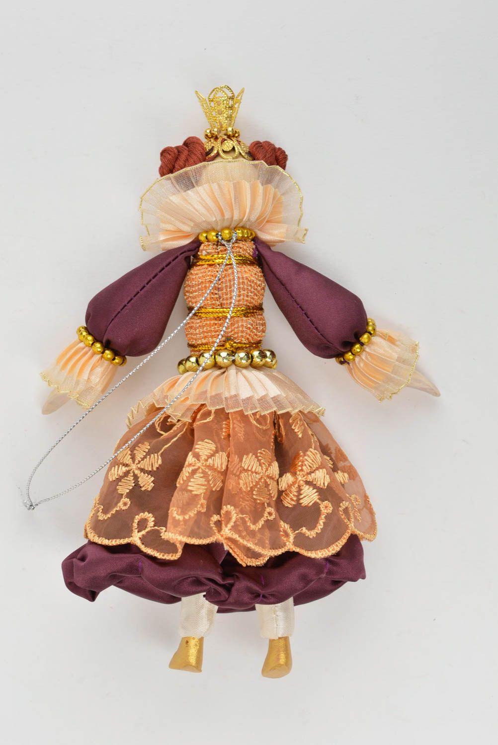 Poupée en tissu décorative originale faite main Princesse avec couronne photo 4