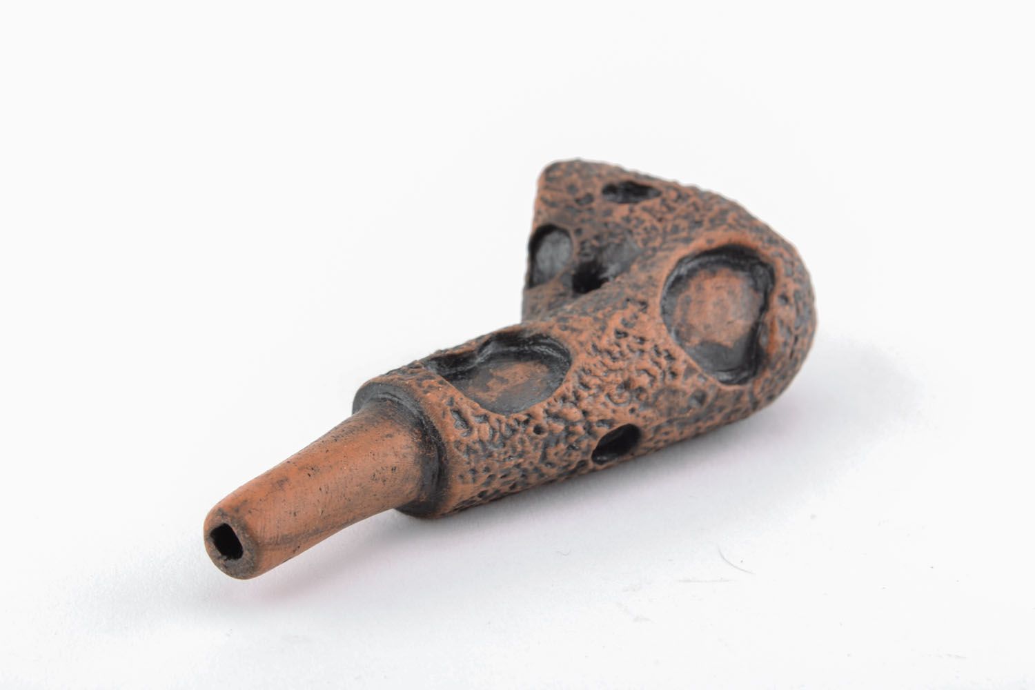 Molded clay smoking pipe photo 2