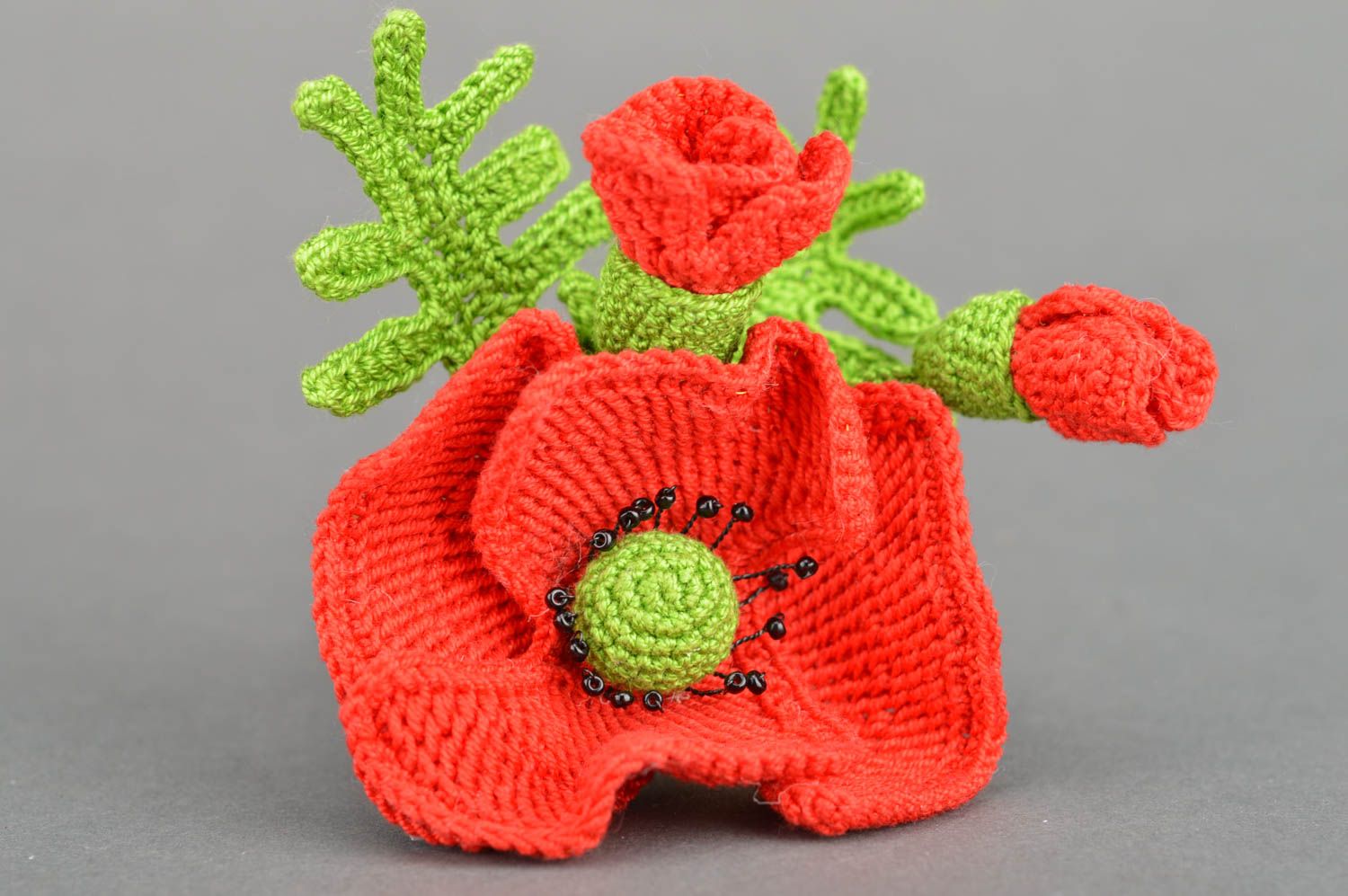 Handmade brooch hair clip crocheted of cotton threads volume red poppy flower photo 2