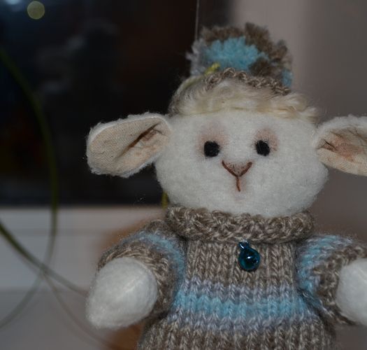 Handmade artificial fur soft toy sheep with sledge photo 3