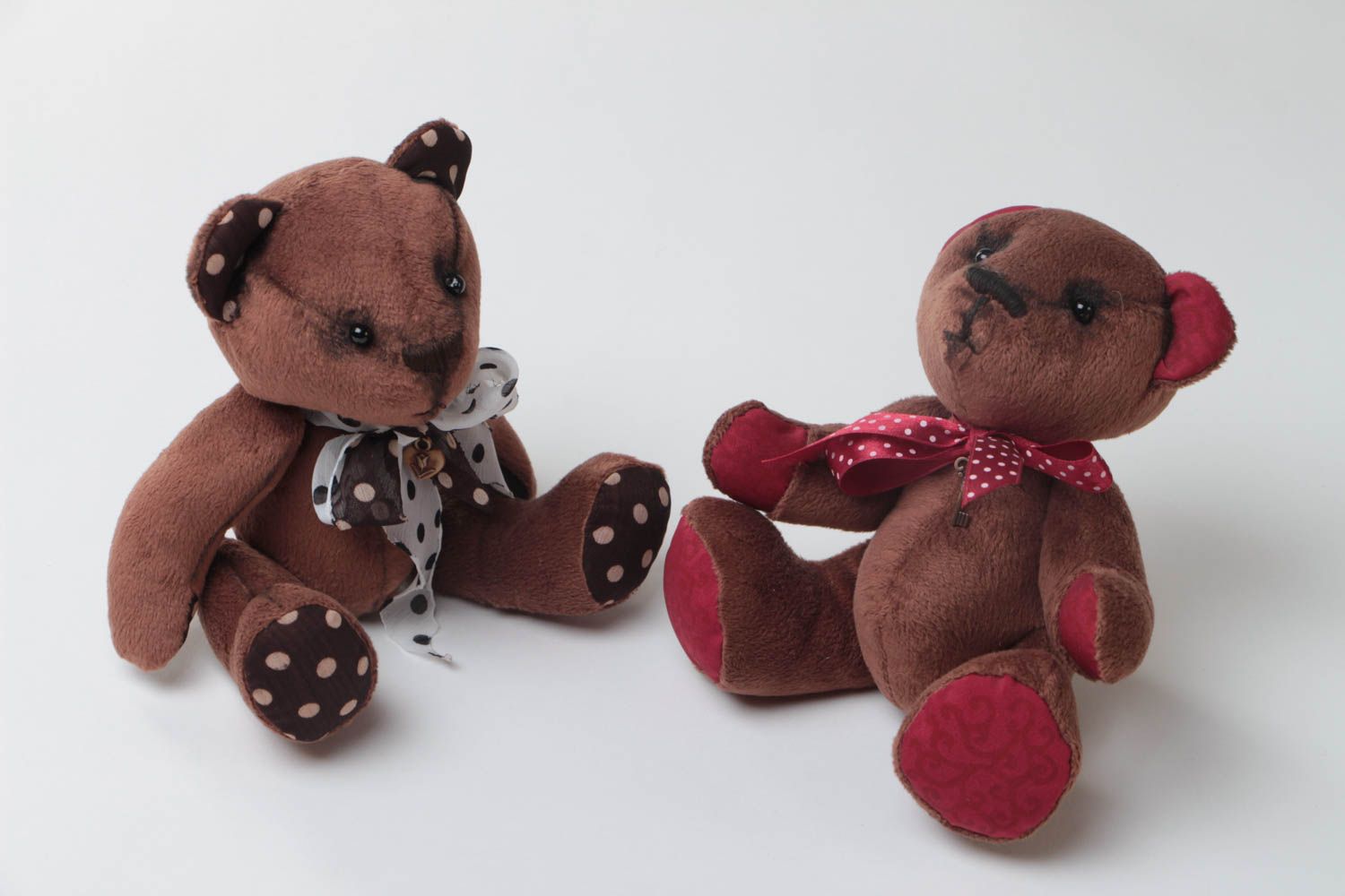 Set of 2 handmade designer soft toys funny brown bears with bows for children photo 2