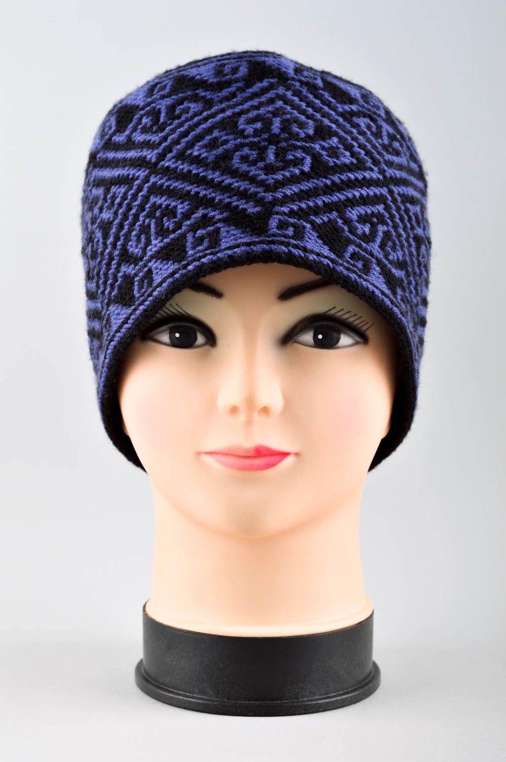Warme Mütze handmade Mütze für Männer blau schwarz modisches Accessoire foto 2