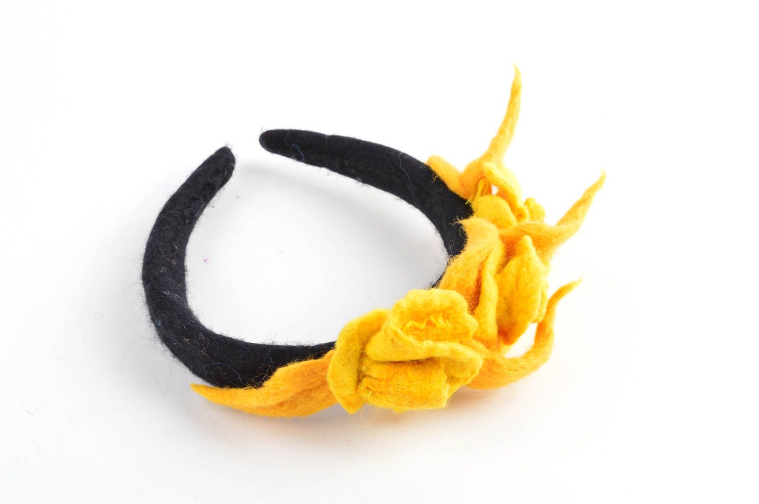 Serre-tête fleurs fait main Accessoire cheveux jaune Cadeau original design photo 2