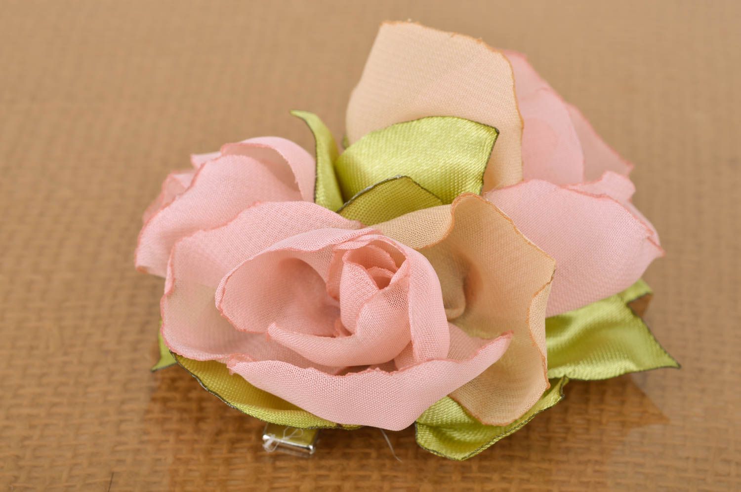 Handmade hair clip brooch with three chiffon and satin fabric pink rose flowers photo 5