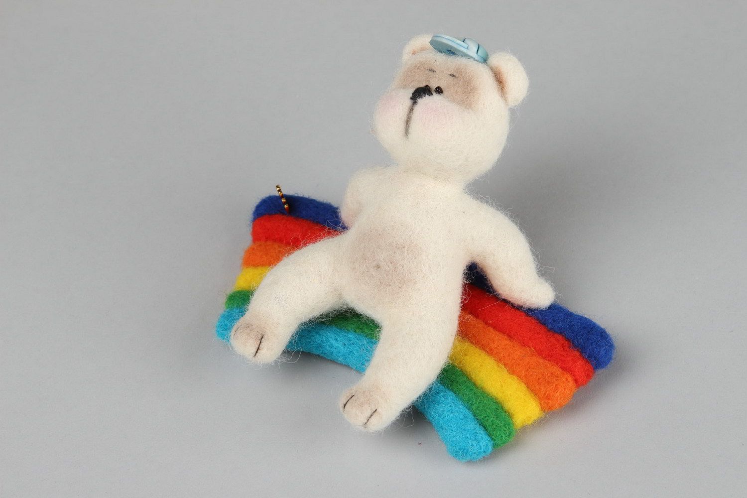 Мягкая игрушка из шерсти Мишка на радуге, валяние фото 1